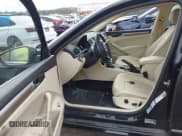 ✅ 2016 Volkswagen Passat SE • VIN: 1VWBT7A30GC026881 • Лот: 43391705. Опубликован ранее на IAAI с пробегом 85 537 миль. Бесплатный доступ к архиву аукционных продаж из США и подробный отчёт об истории автомобиля на DreamBid. Изображение 5.