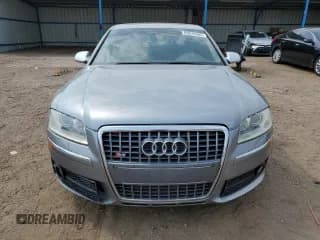 ✅ 2007 Audi S8 • VIN: WAUPN44E97N021260 • Lot: 69070985. Wystawiony na Copart z przebiegiem 115 618 mil. Bezpłatny archiwum sprzedaży aukcyjnych z USA i szczegółowy raport historii pojazdu na DreamBid. Zdjęcie 5.