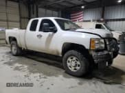 ✅ 2007 Chevrolet Silverado 2500HD 2LT • VIN: 1GCHK29647E507044 • Lot: 87884685. Wystawiony na Copart z przebiegiem Nie podano. Bezpłatny archiwum sprzedaży aukcyjnych z USA i szczegółowy raport historii pojazdu na DreamBid. Zdjęcie 4.