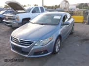 ✅ 2010 Volkswagen CC Sport • VIN: WVWMP7AN7AE536383 • Lot: 43314760. Wystawiony na IAAI z przebiegiem 134 536 mil. Bezpłatny archiwum sprzedaży aukcyjnych z USA i szczegółowy raport historii pojazdu na DreamBid. Zdjęcie 6.