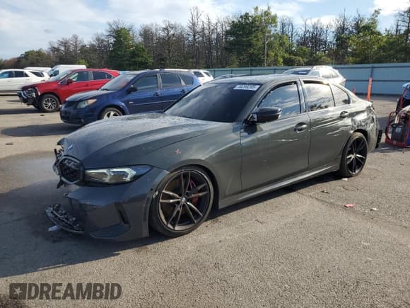 ✅ 2024 BMW 3 Series M340i xDrive • VIN: 3MW49FF03R8E44068 • Lot: 70299205. Wystawiony na Copart z przebiegiem 25 066 mil. Bezpłatny archiwum sprzedaży aukcyjnych z USA i szczegółowy raport historii pojazdu na DreamBid. Zdjęcie 1.