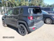 ✅ 2018 Jeep Renegade Latitude • VIN: ZACCJBBBXJPJ43843 • Lot: 42848075. Wystawiony na IAAI z przebiegiem 76 556 mil. Bezpłatny archiwum sprzedaży aukcyjnych z USA i szczegółowy raport historii pojazdu na DreamBid. Zdjęcie 3.