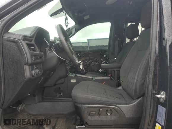 2021 Chevrolet Tahoe Commercial с VIN 1GNSCLED9MR447674, выставлен на аукционе Copart как лот 84660265 с пробегом 65 684 миль миль и Списание • Salvage title. История ставок и продаж доступна на DreamBid. Изображение 7.