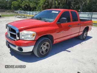 ✅ 2007 Dodge 1500 SLT • VIN: 1D7HA18P67S101927 • Лот: 68798095. Опубликован ранее на Copart с пробегом 132 529 миль. Бесплатный доступ к архиву аукционных продаж из США и подробный отчёт об истории автомобиля на DreamBid. Изображение 1.