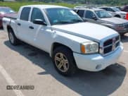 ✅ 2007 Dodge Dakota ST • VIN: 1D7HW28KX7S270795 • Лот: 42452595. Опубликован ранее на IAAI с пробегом 206 775 миль. Бесплатный доступ к архиву аукционных продаж из США и подробный отчёт об истории автомобиля на DreamBid. Изображение 1.