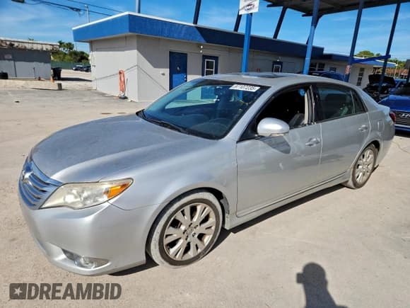 ✅ 2012 Toyota Avalon • VIN: 4T1BK3DB9CU454479 • Lot: 97107235. Wystawiony na Copart z przebiegiem 105 255 mil. Bezpłatny archiwum sprzedaży aukcyjnych z USA i szczegółowy raport historii pojazdu na DreamBid. Zdjęcie 1.