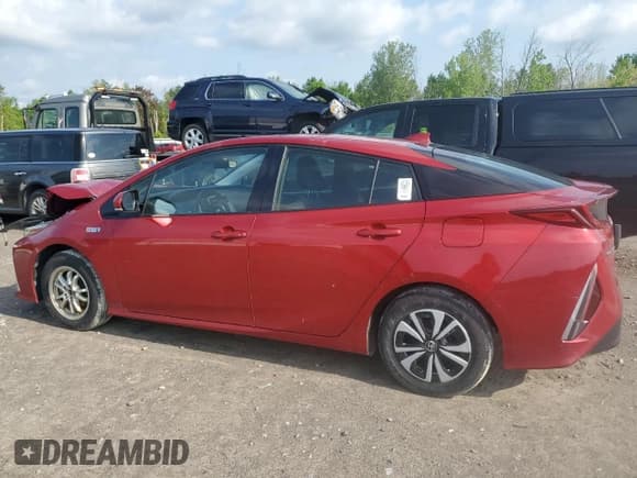 ✅ 2017 Toyota Prius Plus • VIN: JTDKARFP2H3050908 • Lot: 60302925. Listed on Copart with 105,340 mi. Free auction sales archive from the USA and detailed vehicle history report at DreamBid. Image 2.