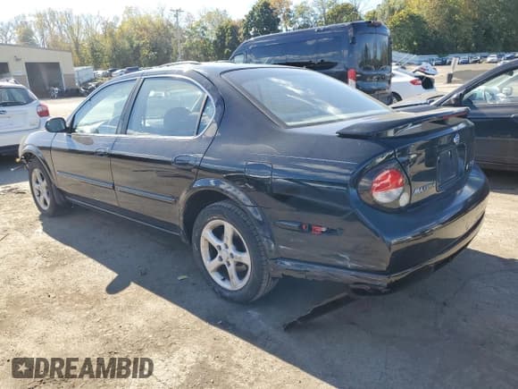 ✅ 2001 Nissan Maxima SE • VIN: JN1CA31D51T804570 • Lot: 75412704. Listed on Copart with 84,493 mi. Free auction sales archive from the USA and detailed vehicle history report at DreamBid. Image 2.