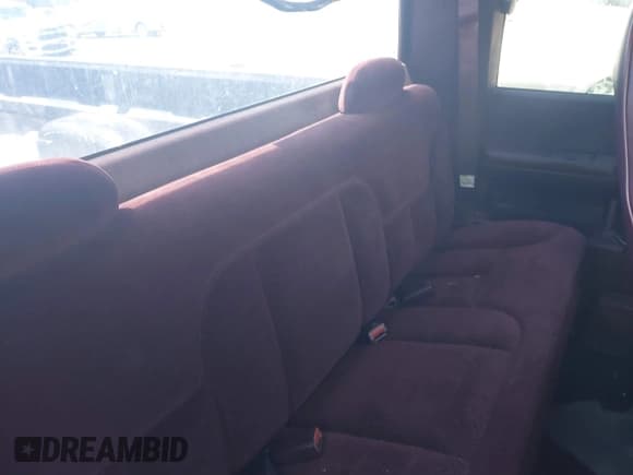 ✅ 1996 Chevrolet Silverado 3500 • VIN: 1GBHC39F0TE239062 • Lot: 42996155. Listed on IAAI with 75,989 mi. Free auction sales archive from the USA and detailed vehicle history report at DreamBid. Image 8.