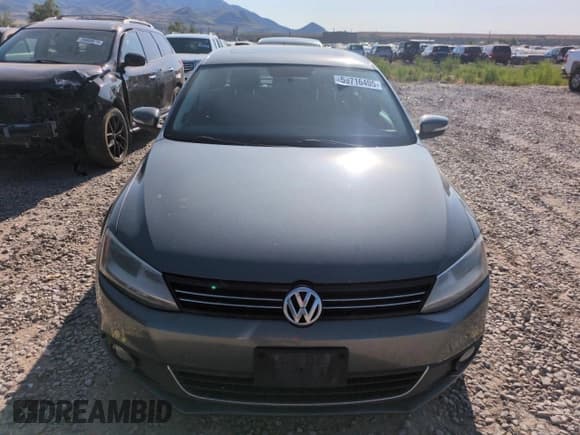 ✅ 2013 Volkswagen Jetta TDI w/Premium • VIN: 3VWLL7AJ5DM256459 • Lot: 59716405. Wystawiony na Copart z przebiegiem 162 464 mil. Bezpłatny archiwum sprzedaży aukcyjnych z USA i szczegółowy raport historii pojazdu na DreamBid. Zdjęcie 5.