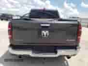 2019 Ram 1500 Limited z VIN 1C6SRFPT7KN690585, wystawiony jako Copart lot #62346455 z przebiegiem 80 049 mil mil oraz Szkoda całkowita • Salvage title. Historia ofert i sprzedaży dostępna na DreamBid. Obrazek 6.