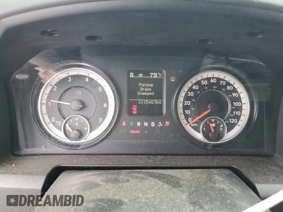 ✅ 2018 Ram 1500 Express • VIN: 1C6RR7FG7JS210053 • Lot: 61964735. Listed on Copart with 101,548 mi. Free auction sales archive from the USA and detailed vehicle history report at DreamBid. Image 9.