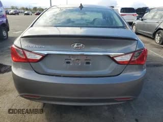 ✅ 2013 Hyundai Sonata GLS • VIN: 5NPEB4AC8DH728898 • Lot: 76494704. Listed on Copart with 142,874 mi. Free auction sales archive from the USA and detailed vehicle history report at DreamBid. Image 6.