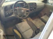 ✅ 2007 Chevrolet Silverado 2500HD 1LT • VIN: 1GCHK24K07E511824 • Lot: 85600565. Wystawiony na Copart z przebiegiem 128 908 mil. Bezpłatny archiwum sprzedaży aukcyjnych z USA i szczegółowy raport historii pojazdu na DreamBid. Zdjęcie 8.