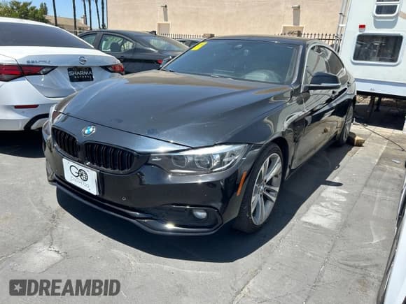 ✅ 2018 BMW 4 Series 430i • VIN: WBA4J1C5XJBG78580 • Lot: 61502855. Listed on Copart with 100,817 mi. Free auction sales archive from the USA and detailed vehicle history report at DreamBid. Image 2.