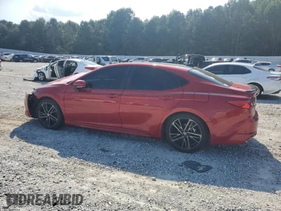 2025 Toyota Camry LE with VIN 4T1DAACK4SU088348, listed as a Copart auction lot 68684105 with 28,061 mi miles and Salvage title. Bid and sale history available at DreamBid. Image 2.