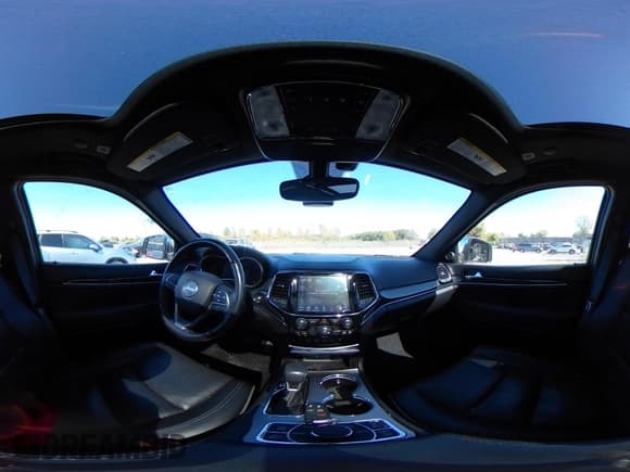 ✅ 2020 Jeep Grand Cherokee Overland • VIN: 1C4RJFCG4LC136022 • Lot: 43332480. Listed on IAAI with 61,238 mi. Free auction sales archive from the USA and detailed vehicle history report at DreamBid. Image 19.