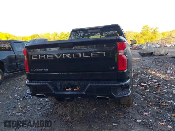 ✅ 2020 Chevrolet Silverado 1500 LT Trail Boss • VIN: 1GCPYFED1LZ184726 • Лот: 43451694. Опубликован ранее на IAAI с пробегом 139 762 миль. Бесплатный доступ к архиву аукционных продаж из США и подробный отчёт об истории автомобиля на DreamBid. Изображение 16.