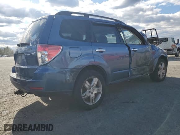 ✅ 2009 Subaru Forester X • VIN: JF2SH63639H738721 • Lot: 92928975. Listed on Copart with 158,032 mi. Free auction sales archive from the USA and detailed vehicle history report at DreamBid. Image 3.