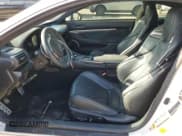 ✅ 2015 Lexus RC F • VIN: JTHHP5BC9F5000706 • Lot: 52458725. Wystawiony na Copart z przebiegiem 57 949 mil. Bezpłatny archiwum sprzedaży aukcyjnych z USA i szczegółowy raport historii pojazdu na DreamBid. Zdjęcie 7.