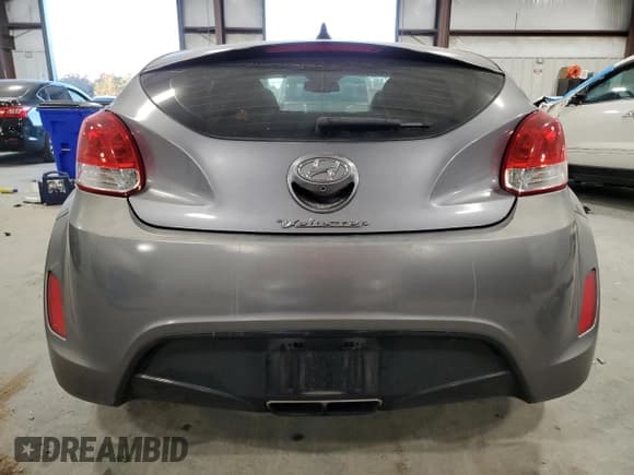 ✅ 2016 Hyundai Veloster • VIN: KMHTC6AD7GU291796 • Lot: 82981604. Wystawiony na Copart z przebiegiem 118 800 mil. Bezpłatny archiwum sprzedaży aukcyjnych z USA i szczegółowy raport historii pojazdu na DreamBid. Zdjęcie 6.