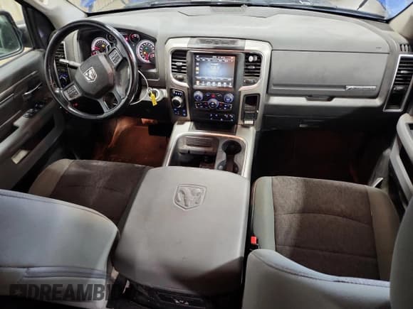 ✅ 2017 Ram 1500 SLT • VIN: 1C6RR7LT8HS602356 • Lot: 81473725. Wystawiony na Copart z przebiegiem 209 011 mil. Bezpłatny archiwum sprzedaży aukcyjnych z USA i szczegółowy raport historii pojazdu na DreamBid. Zdjęcie 8.