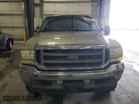 ✅ 2002 Ford F-250 XL • VIN: 1FTNW21S22EC41936 • Lot: 80954215. Listed on Copart with 172,106 mi. Free auction sales archive from the USA and detailed vehicle history report at DreamBid. Image 5.