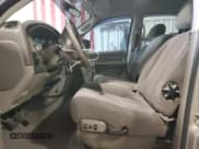 ✅ 2004 Dodge 2500 ST • VIN: 3D7KA28D64G281057 • Lot: 67813615. Wystawiony na Copart z przebiegiem 162 193 mil. Bezpłatny archiwum sprzedaży aukcyjnych z USA i szczegółowy raport historii pojazdu na DreamBid. Zdjęcie 7.