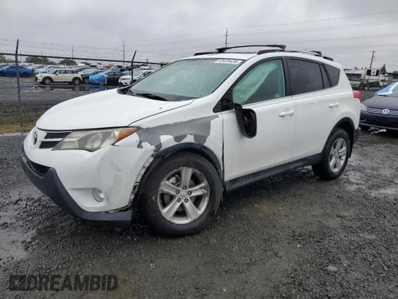 ✅ 2013 Toyota RAV4 XLE • VIN: 2T3RFREV0DW049229 • Lot: 82435435. Wystawiony na Copart z przebiegiem 104 515 mil. Bezpłatny archiwum sprzedaży aukcyjnych z USA i szczegółowy raport historii pojazdu na DreamBid. Zdjęcie 1.