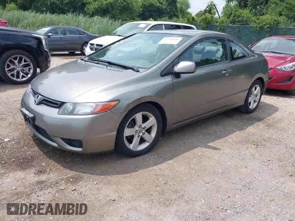 ✅ 2008 Honda Civic EX-L • VIN: 2HGFG12928H510110 • Лот: 42950405. Опубликован ранее на IAAI с пробегом 174 737 миль. Бесплатный доступ к архиву аукционных продаж из США и подробный отчёт об истории автомобиля на DreamBid. Изображение 2.