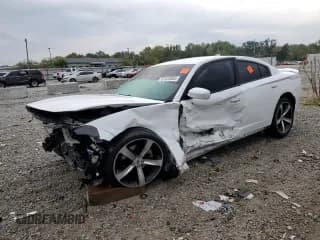 ✅ 2017 Dodge Charger SXT • VIN: 2C3CDXHG0HH581829 • Lot: 81575055. Wystawiony na Copart z przebiegiem 96 663 mil. Bezpłatny archiwum sprzedaży aukcyjnych z USA i szczegółowy raport historii pojazdu na DreamBid. Zdjęcie 1.
