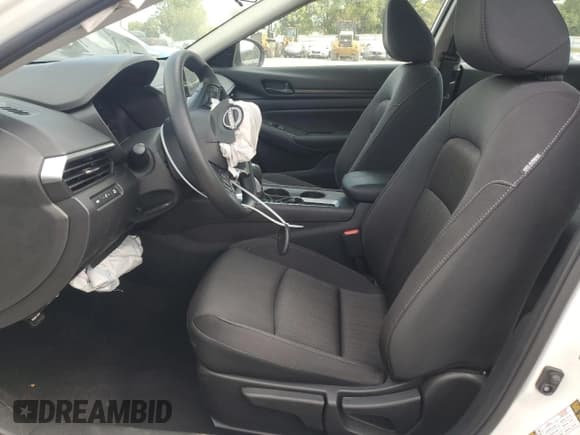 ✅ 2025 Nissan Altima S • VIN: 1N4BL4BV1SN328331 • Лот: 71219325. Опубликован ранее на Copart с пробегом 4 301 миль. Бесплатный доступ к архиву аукционных продаж из США и подробный отчёт об истории автомобиля на DreamBid. Изображение 7.