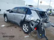 ✅ 2022 Toyota RAV4 LE • VIN: 2T3H1RFV2NC187740 • Lot: 43523934. Listed on IAAI with 27,272 mi. Free auction sales archive from the USA and detailed vehicle history report at DreamBid. Image 3.