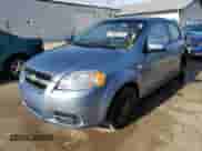 2007 Chevrolet Aveo LS z VIN KL1TD56697B076719, wystawiony jako Copart lot #83921264 z przebiegiem 109 183 mil mil oraz Szkoda całkowita • Salvage title. Historia ofert i sprzedaży dostępna na DreamBid. Obrazek 1.
