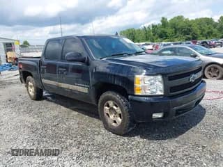 ✅ 2008 Chevrolet Silverado 1500 1LT • VIN: 3GCEK13J98G249401 • Лот: 42448559. Опубликован ранее на IAAI с пробегом 181 117 миль. Бесплатный доступ к архиву аукционных продаж из США и подробный отчёт об истории автомобиля на DreamBid. Изображение 1.
