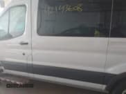 ✅ 2018 Ford Transit XL • VIN: 1FMZK1CM7JKA81747 • Lot: 42143608. Wystawiony na IAAI z przebiegiem 20 981 mil. Bezpłatny archiwum sprzedaży aukcyjnych z USA i szczegółowy raport historii pojazdu na DreamBid. Zdjęcie 14.