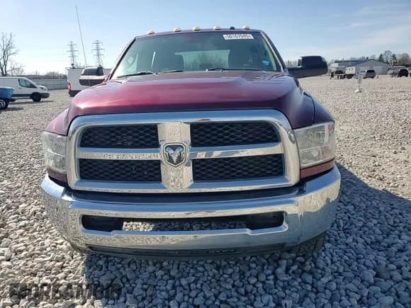 ✅ 2017 Ram 3500 Tradesman • VIN: 3C63R3CJ5HG596908 • Lot: 50167045. Wystawiony na Copart z przebiegiem 78 253 mil. Bezpłatny archiwum sprzedaży aukcyjnych z USA i szczegółowy raport historii pojazdu na DreamBid. Zdjęcie 11.