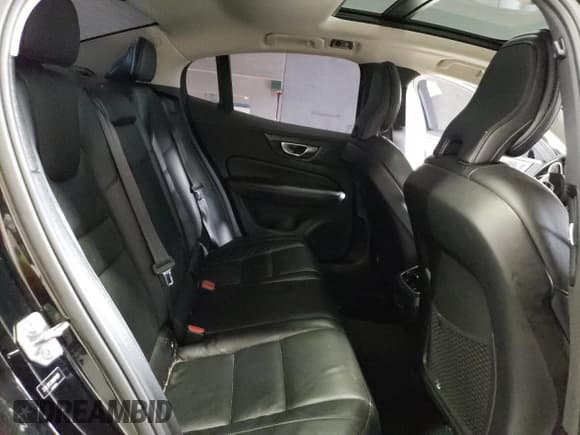 ✅ 2022 Volvo S60 Inscription • VIN: 7JRL12FL9NG174317 • Lot: 58783805. Listed on Copart with 81,041 mi. Free auction sales archive from the USA and detailed vehicle history report at DreamBid. Image 10.