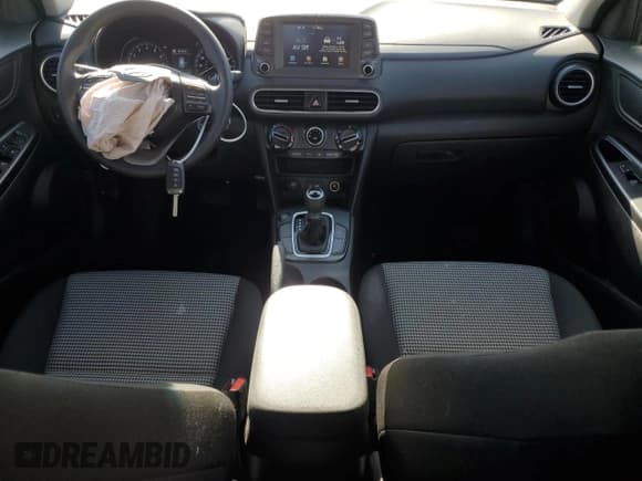 ✅ 2021 Hyundai Kona SE • VIN: KM8K12AA4MU609112 • Лот: 40596814. Опубликован ранее на Copart с пробегом 10 129 миль. Бесплатный доступ к архиву аукционных продаж из США и подробный отчёт об истории автомобиля на DreamBid. Изображение 8.