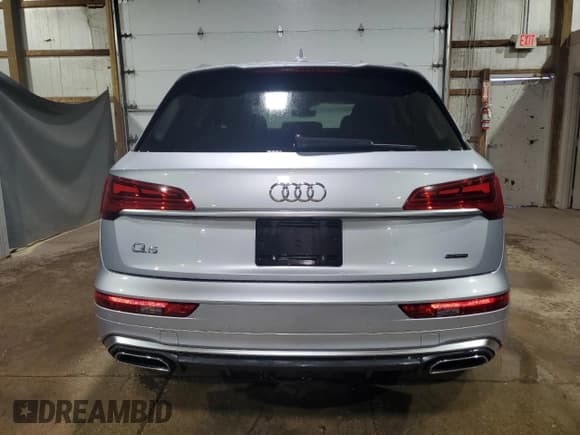✅ 2023 Audi Q5 S line Premium • VIN: WA1GAAFY3P2015664 • Лот: 86476655. Опубликован ранее на Copart с пробегом 57 189 миль. Бесплатный доступ к архиву аукционных продаж из США и подробный отчёт об истории автомобиля на DreamBid. Изображение 6.