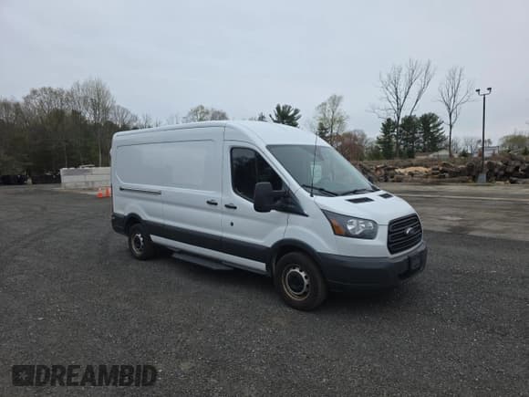 ✅ 2018 Ford Transit • VIN: 1FTBW2CM5JKA75168 • Лот: 52987495. Опубликован ранее на Copart с пробегом 216 104 миль. Бесплатный доступ к архиву аукционных продаж из США и подробный отчёт об истории автомобиля на DreamBid. Изображение 1.