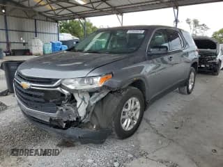✅ 2021 Chevrolet Traverse LS • VIN: 1GNERFKW5MJ137443 • Lot: 81849975. Wystawiony na Copart z przebiegiem 125 644 mil. Bezpłatny archiwum sprzedaży aukcyjnych z USA i szczegółowy raport historii pojazdu na DreamBid. Zdjęcie 1.