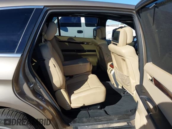 ✅ 2008 Mercedes-Benz R 3.0L • VIN: 4JGCB22E48A074082 • Lot: 43523705. Listed on IAAI with 133,260 mi. Free auction sales archive from the USA and detailed vehicle history report at DreamBid. Image 8.