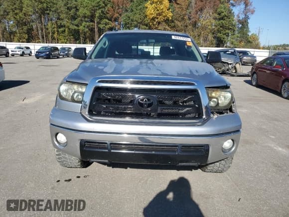 ✅ 2010 Toyota Tundra • VIN: 5TFRY5F12AX088278 • Lot: 92477255. Listed on Copart with 137,321 mi. Free auction sales archive from the USA and detailed vehicle history report at DreamBid. Image 5.