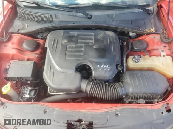 ✅ 2015 Dodge Charger SXT • VIN: 2C3CDXHG1FH858372 • Лот: 82266925. Опубликован ранее на Copart с пробегом 234 563 миль. Бесплатный доступ к архиву аукционных продаж из США и подробный отчёт об истории автомобиля на DreamBid. Изображение 11.