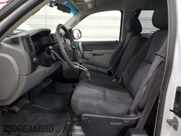 ✅ 2012 GMC Sierra 1500 Work Truck • VIN: 1GTR1TEX6CZ259295 • Лот: 70116945. Опубликован ранее на Copart с пробегом 292 729 миль. Бесплатный доступ к архиву аукционных продаж из США и подробный отчёт об истории автомобиля на DreamBid. Изображение 7.