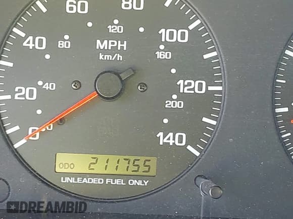 ✅ 1998 Infiniti I30 Standard • VIN: JNKCA21A4WT620143 • Лот: 42278251. Опубликован ранее на IAAI с пробегом 211 755 миль. Бесплатный доступ к архиву аукционных продаж из США и подробный отчёт об истории автомобиля на DreamBid. Изображение 15.