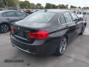 ✅ 2018 BMW 3 Series 330i • VIN: WBA8B9G58JNU97948 • Lot: 43534682. Listed on IAAI with 39,361 mi. Free auction sales archive from the USA and detailed vehicle history report at DreamBid. Image 4.