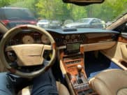 ✅ 2002 Bentley Arnage • VIN: SCBLC31E62CX08029 • Lot: 91598965. Wystawiony na Copart z przebiegiem 86 082 mil. Bezpłatny archiwum sprzedaży aukcyjnych z USA i szczegółowy raport historii pojazdu na DreamBid. Zdjęcie 12.