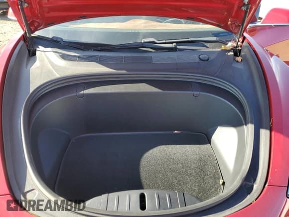 ✅ 2018 Tesla Model 3 Long Range Battery • VIN: 5YJ3E1EBXJF070025 • Lot: 92237805. Wystawiony na Copart z przebiegiem 106 318 mil. Bezpłatny archiwum sprzedaży aukcyjnych z USA i szczegółowy raport historii pojazdu na DreamBid. Zdjęcie 11.